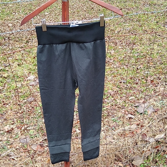 Adidas Wanderlust Seamless High rise 7/8 l… - Picture 2 of 8